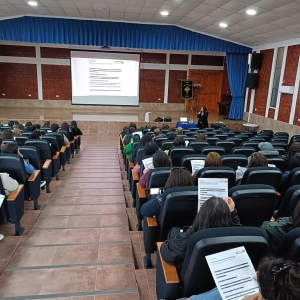 El Instituto Profesional Santo Tomás realiza Charla sobre el FUAS a los apoderados/as